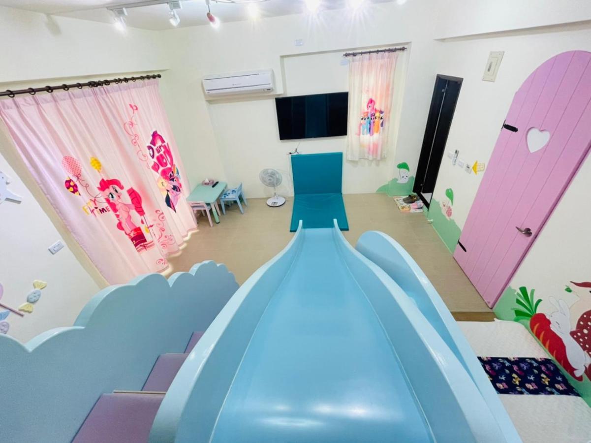 芹菜芋頭親子民宿 T'ai-tung Exterior foto